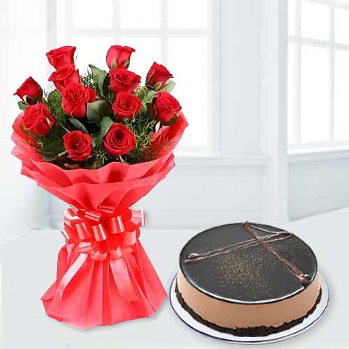 Red Rose and Cake-Cake And Bouquet Delivery