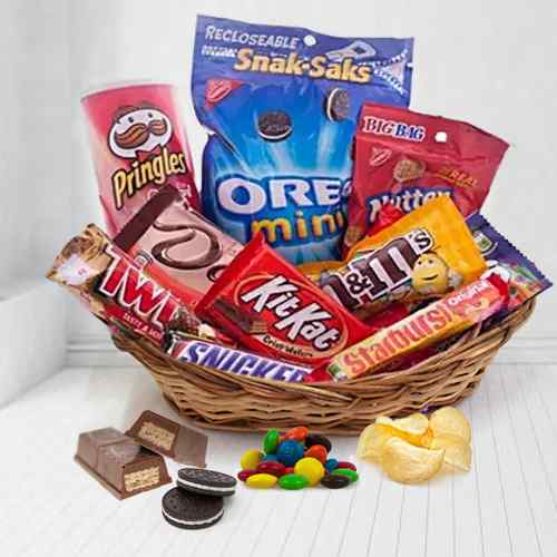Snack Hamper-Send Birthday Candy Basket