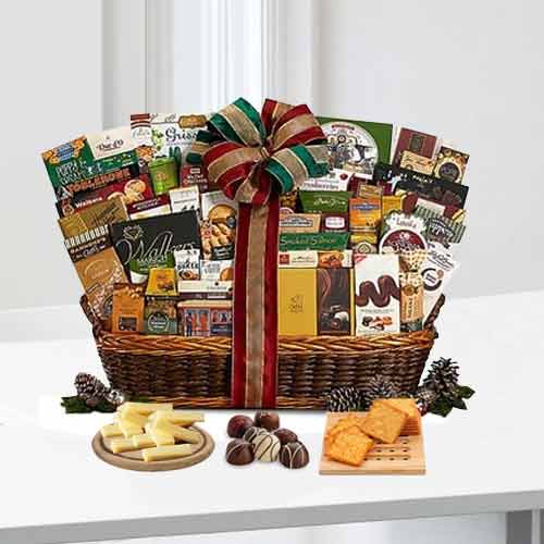 Festive Picnic Hamper-Send A Basket Of Goodies