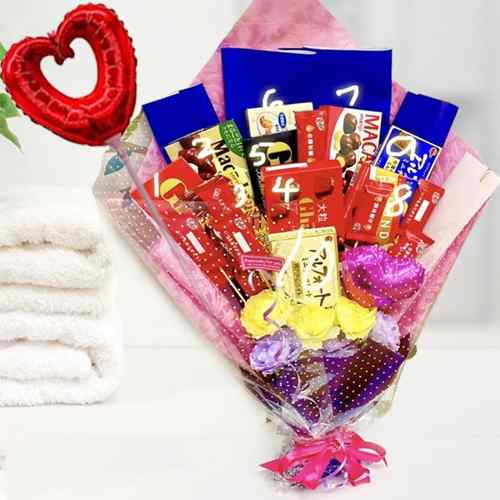 - Send Bouquet Coklat With Balloon