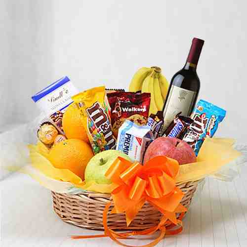 Wine Cheese Fruit Gift Basket