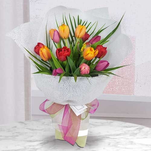 12 Mixed Tulip Bouquet-Pretty Flowers To Get Your Girlfriend