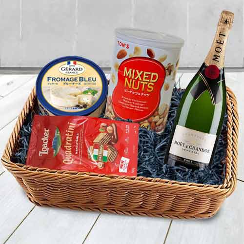 Champagne Dry Fruits and Cheese-Company Gift Ideas For Customers