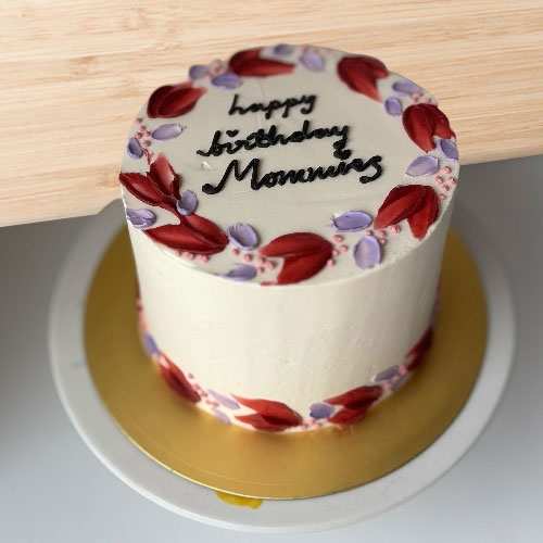 Send Delicious Cake For Mom