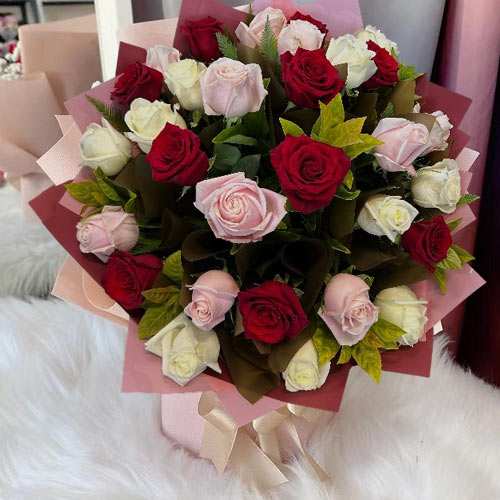 - Order 30 Mixed Rose Bouquet Online