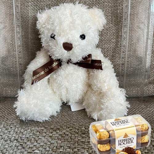 Teddy And Chocolate Gift Set