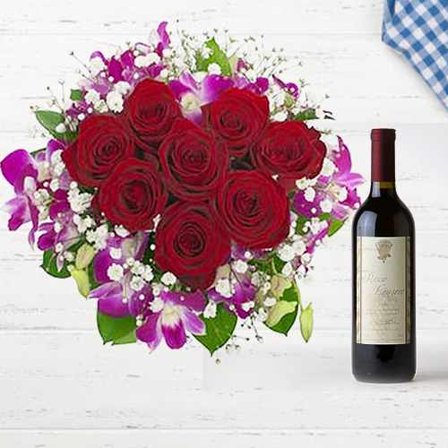 Flower And Wine Gift For Valentine’s Day