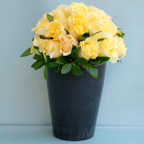 Modern Floral Designs For Corporate Anniversaries