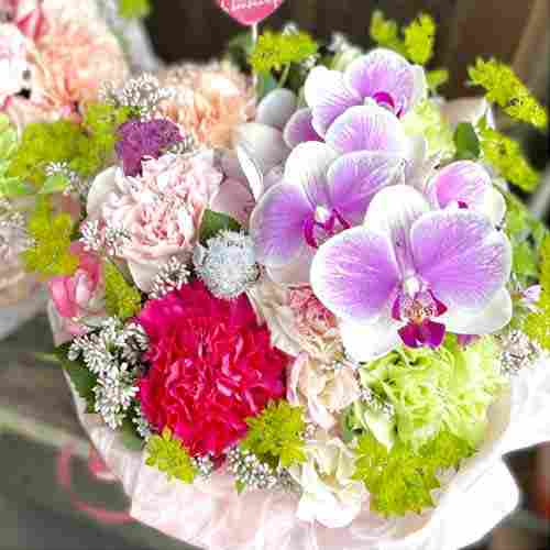 Fresh Cut Flower Bouquet-Sympathy Delivery Flowers