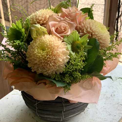 Light Pink  Flower Arrangement-Send Birthday Present