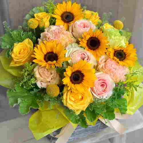 Sunflower And Rose Arrangement-Delivery Get Well Gifts