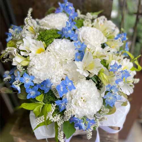 Seasonal White Flower Bouquet