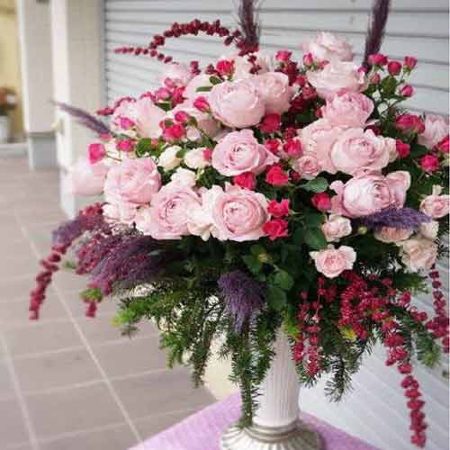 - Flowers For Housewarming Gift