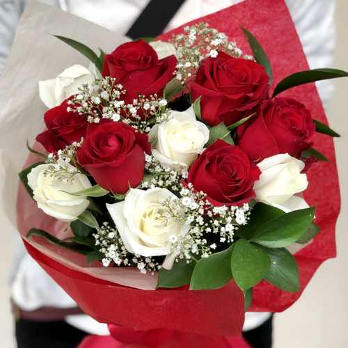 Red And White Roses-Valentines Presents For Girlfriend